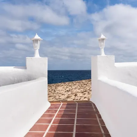 Delmar - Cherne Vila *